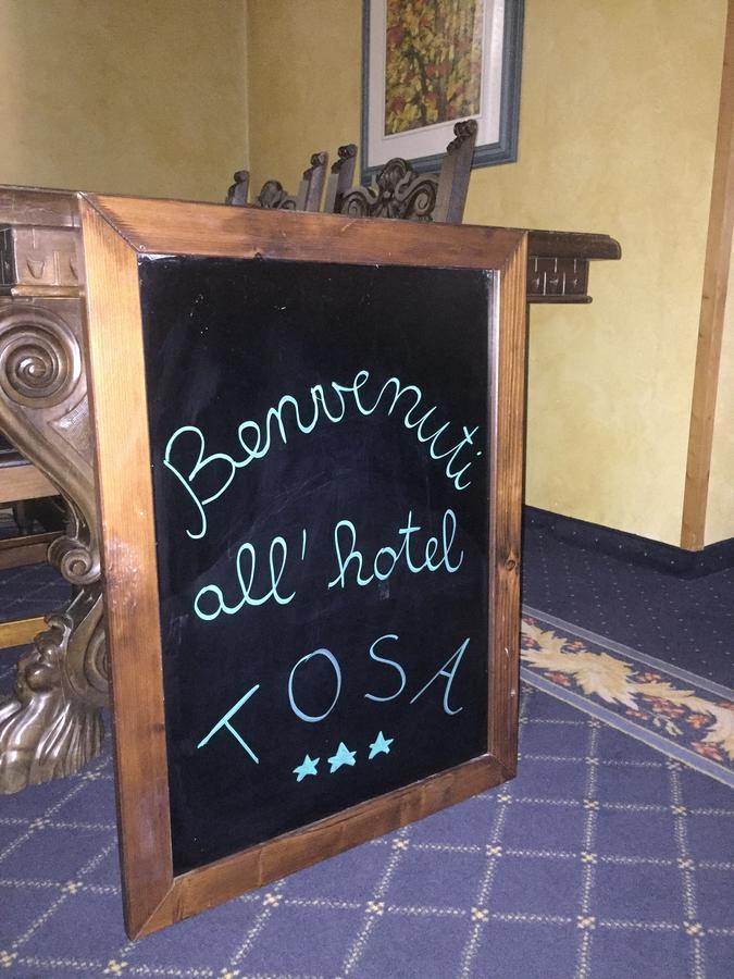 Hotel Tosa مادونا دي كامبيليو المظهر الخارجي الصورة