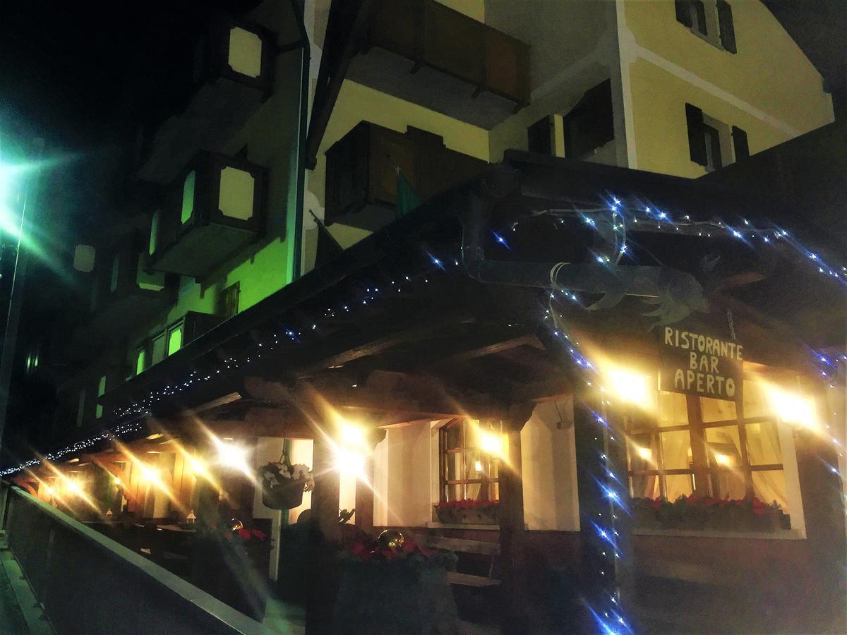 Hotel Tosa مادونا دي كامبيليو المظهر الخارجي الصورة